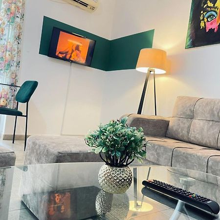 Top Central Apartment Tiranë Ngoại thất bức ảnh