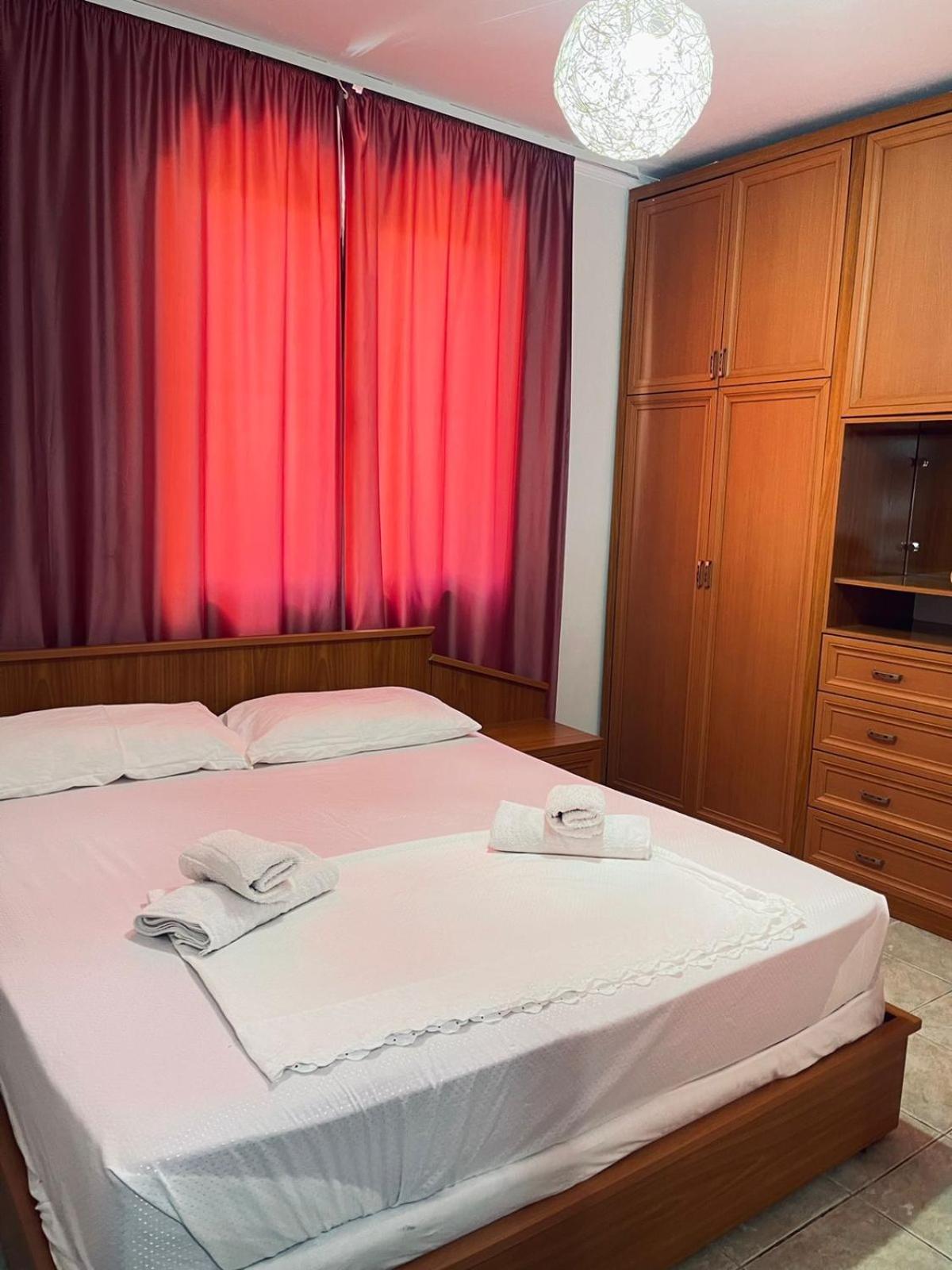 Top Central Apartment Tiranë Ngoại thất bức ảnh